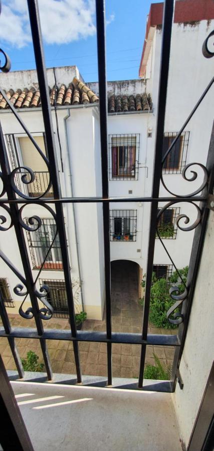 Apartamento Acogedor En Los Patios De San Basilio Кордоба Екстериор снимка